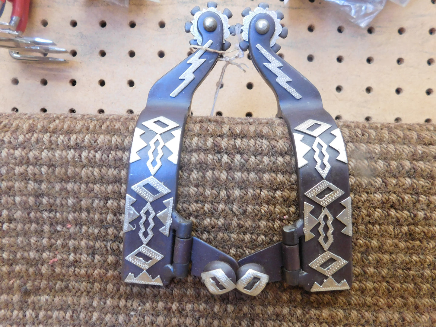 Ladies AHE Antique/Brown Diamond Pattern Spurs